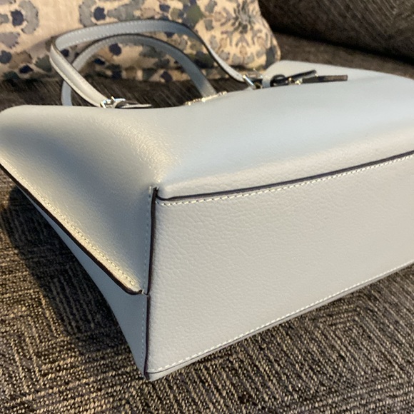 Coach Mollie 25 Leather Tote C4084 NWOT - Picture 11 of 12